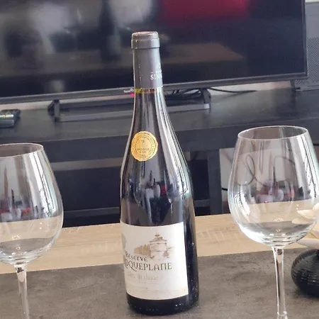 Porto Bello 204 Yourhosthelper *